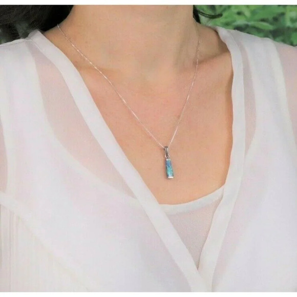 Sterling Silver Created Imitation Blue Green Opal Necklace 18 inch chain - Picture 2 of 8